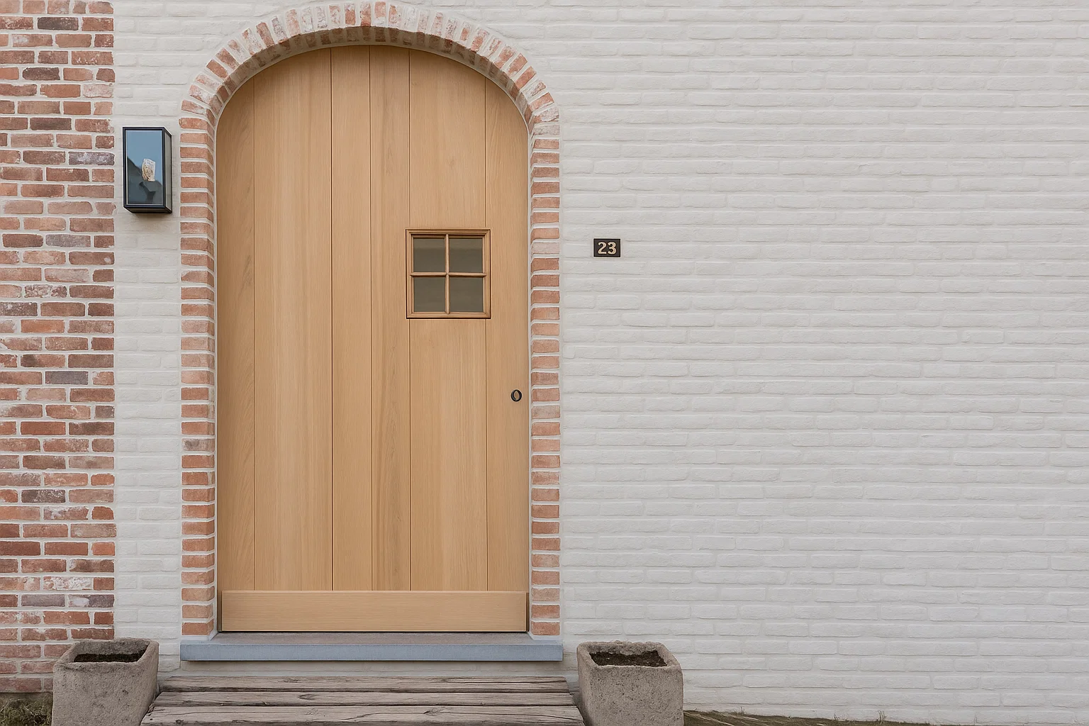 Voordeur in landelijke bouwstijl